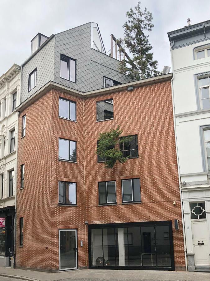 B&B Lucy In The Sky Antwerpen Exteriör bild